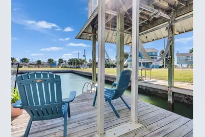 16627 Bayfront Drive, Jamaica Beach, TX 77554 - Photo 7