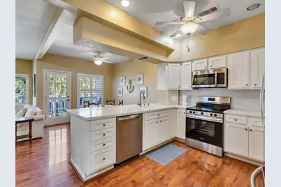 16627 Bayfront Drive, Jamaica Beach, TX 77554 - Photo 21
