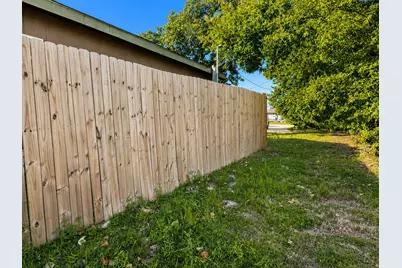 2910 Fairbanks Street, Houston, TX 77026 - Photo 9