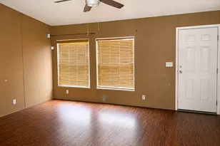 2910 Fairbanks St, Houston, TX 77026 - Photo 5