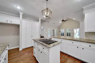 5814 Woodland Creek Dr, Kingwood, TX 77345 - Photo 19