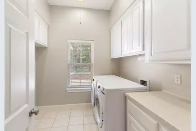 10857 Lake Forest Drive, Conroe, TX 77384 - Photo 33