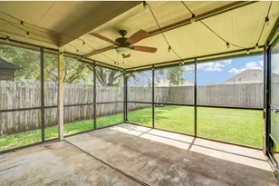 218 Lexington Ave, Clute, TX 77531 - Photo 29