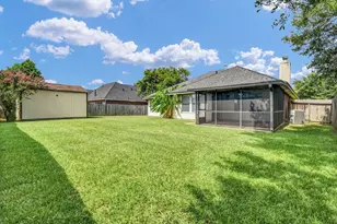 218 Lexington Ave, Clute, TX 77531 - Photo 31
