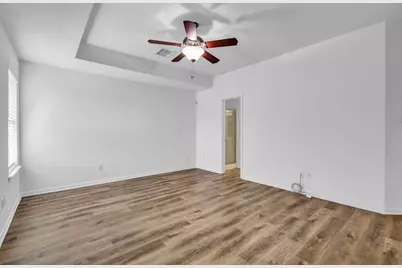 218 Lexington Avenue, Clute, TX 77531 - Photo 13