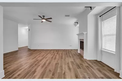 218 Lexington Avenue, Clute, TX 77531 - Photo 9
