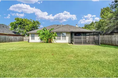 218 Lexington Avenue, Clute, TX 77531 - Photo 29