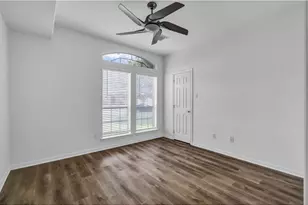218 Lexington Ave, Clute, TX 77531 - Photo 23