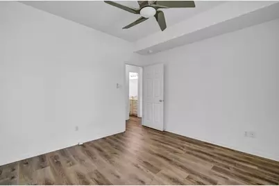 218 Lexington Avenue, Clute, TX 77531 - Photo 25