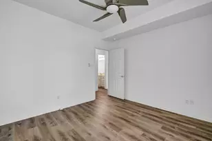 218 Lexington Ave, Clute, TX 77531 - Photo 25