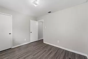 10407 Lantry Way, Houston, TX 77038 - Photo 21