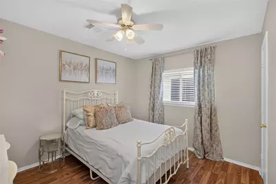 1633 Nichole Woods Drive, Houston, TX 77047 - Photo 25