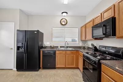 1633 Nichole Woods Drive, Houston, TX 77047 - Photo 13