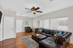 1633 Nichole Woods Dr, Houston, TX 77047 - Photo 7
