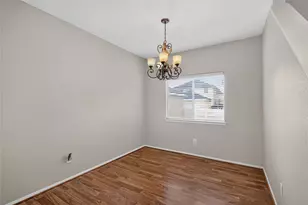 1633 Nichole Woods Dr, Houston, TX 77047 - Photo 9
