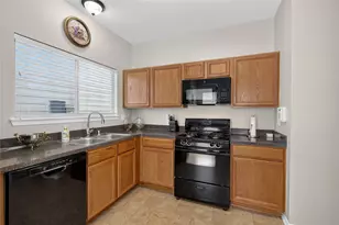 1633 Nichole Woods Dr, Houston, TX 77047 - Photo 15