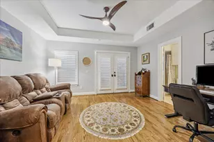 544 Bomar St, Houston, TX 77006 - Photo 13