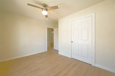 914 Church Street #11, Galveston, TX 77550 - Photo 15