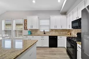 12935 Northpointe Bend Dr, Tomball, TX 77377 - Photo 11