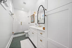 2415 37th St, Galveston, TX 77550 - Photo 19