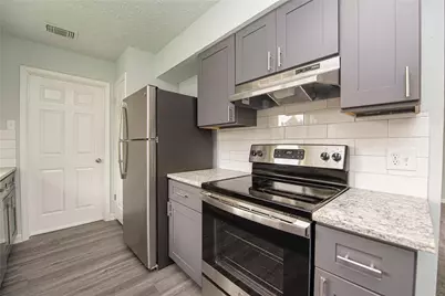 15822 Bazelbriar Lane, Houston, TX 77489 - Photo 9