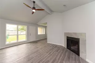 15822 Bazelbriar Ln, Houston, TX 77489 - Photo 5