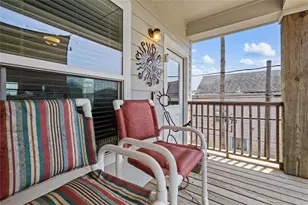 710 35th St, Galveston, TX 77550 - Photo 11