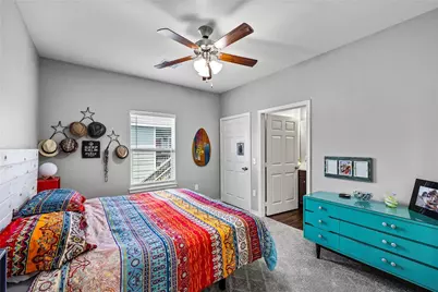 710 35th Street, Galveston, TX 77550 - Photo 3