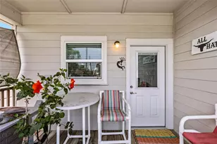 710 35th St, Galveston, TX 77550 - Photo 19