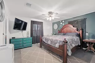 603 Briarwood Dr, Baytown, TX 77520 - Photo 17