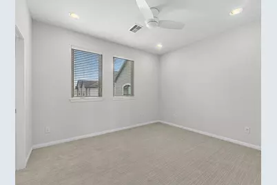 1010 W 24th Street #F, Houston, TX 77008 - Photo 19