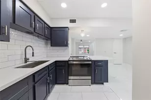 515 Tallowood Rd, Houston, TX 77024 - Photo 17
