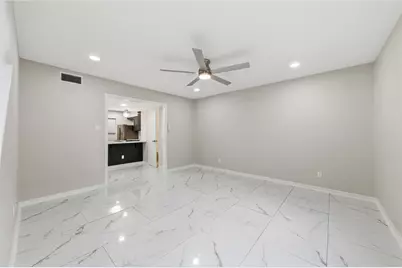515 Tallowood Road #15, Houston, TX 77024 - Photo 7