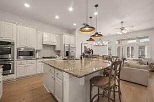 15 Islewood Blvd, The Woodlands, TX 77380 - Photo 17