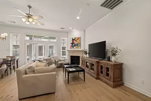 15 Islewood Blvd, The Woodlands, TX 77380 - Photo 5