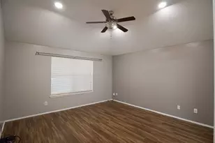 2710 Sockeye Dr, Houston, TX 77045 - Photo 9