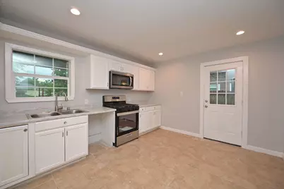 10338 Flaxman Street, Houston, TX 77029 - Photo 15