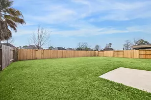419 Overland Park Dr, Houston, TX 77049 - Photo 47