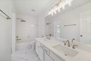 419 Overland Park Dr, Houston, TX 77049 - Photo 43