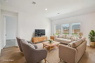 225 Raine Mnr Ct, Montgomery, TX 77316 - Photo 5