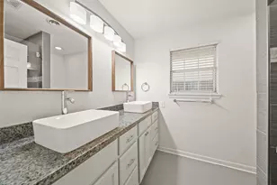 4426 Woodvalley Dr, Houston, TX 77096 - Photo 15