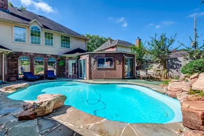 502 Lake Bend Drive, Sugar Land, TX 77479 - Photo 5