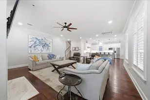 315 E 24th St, Houston, TX 77008 - Photo 7