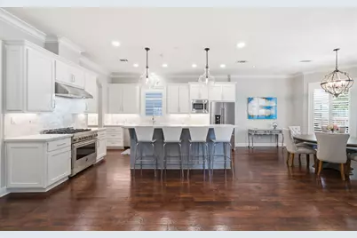 315 E 24th Street, Houston, TX 77008 - Photo 9
