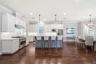 315 E 24th St, Houston, TX 77008 - Photo 9