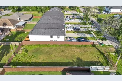 8230 Bigwood Street, Houston, TX 77078 - Photo 3