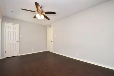 700 Thicket Lane #704, Houston, TX 77079 - Photo 27