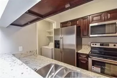 700 Thicket Lane #704, Houston, TX 77079 - Photo 17