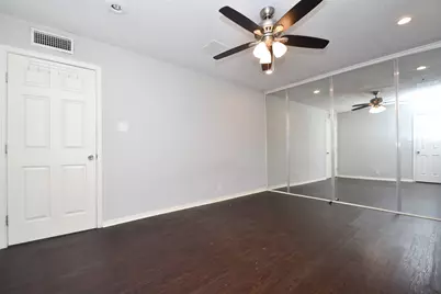 700 Thicket Lane #704, Houston, TX 77079 - Photo 19
