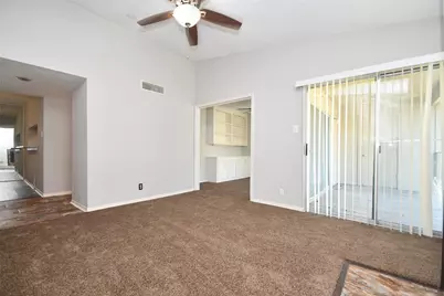 700 Thicket Lane #704, Houston, TX 77079 - Photo 5